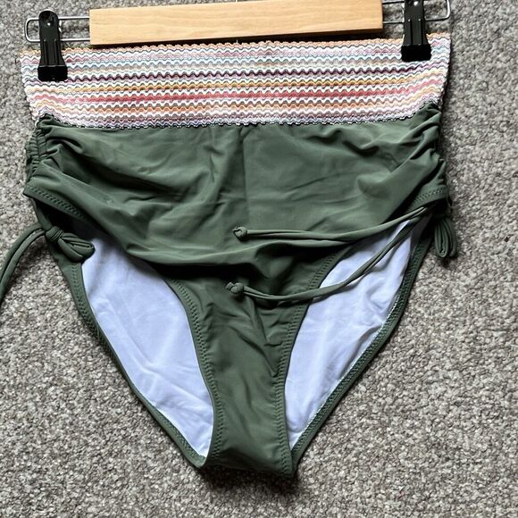 NWT Blooming Jelly V Neck High Waist Bikini Swimsuit Size Medium Sage Green - Picture 4 of 11